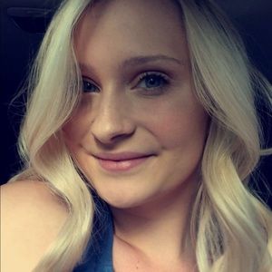 Meet your Posher, Tori